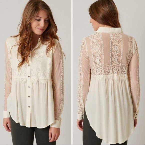 Coco + Jaimeson Tops - Coco + Jaimeson Long Sleeve Lace Blouse Button Down Lace Back - Size Small